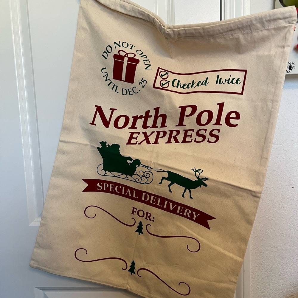 White North Pole Post Office Gift‎ Bag
